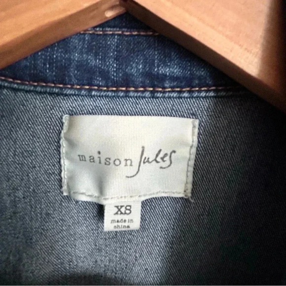 Madison Jules Cropped Denim Jacket - Picture 4 of 5